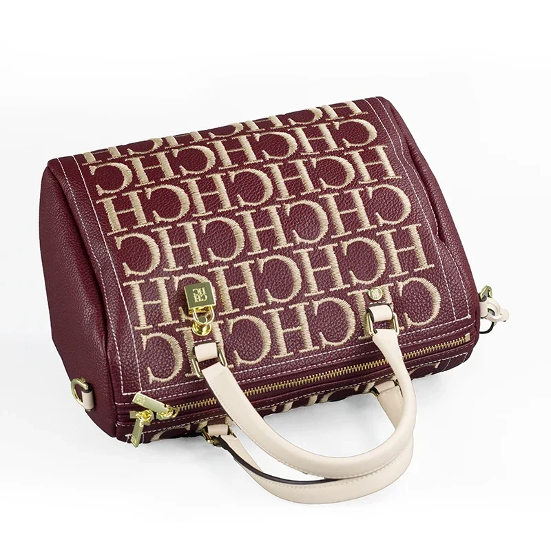 Borsa Boston con Ricamo CH, Bo - Embroidery Removal recensione e prezzo