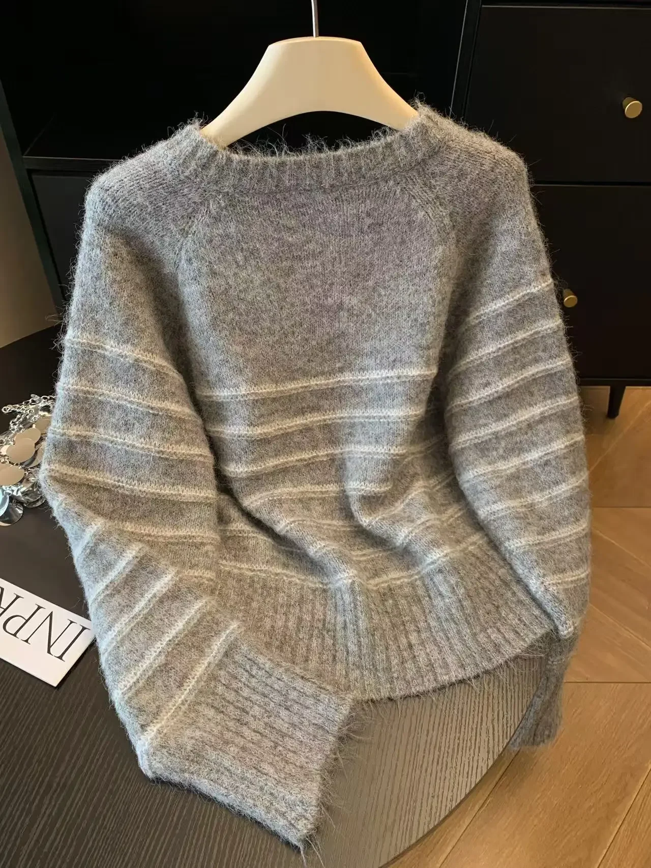 Maglione da Donna in Lana e Ca - Embroidery Fashion recensione e prezzo